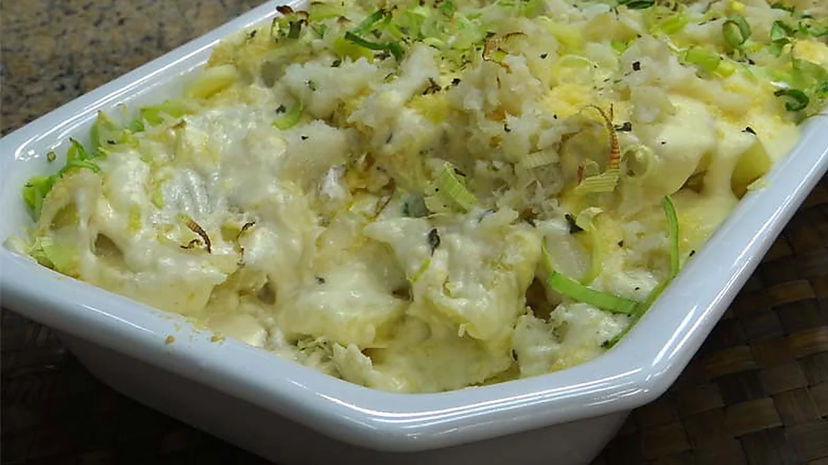 Bacalhau Gratinado Com Alho Poró
