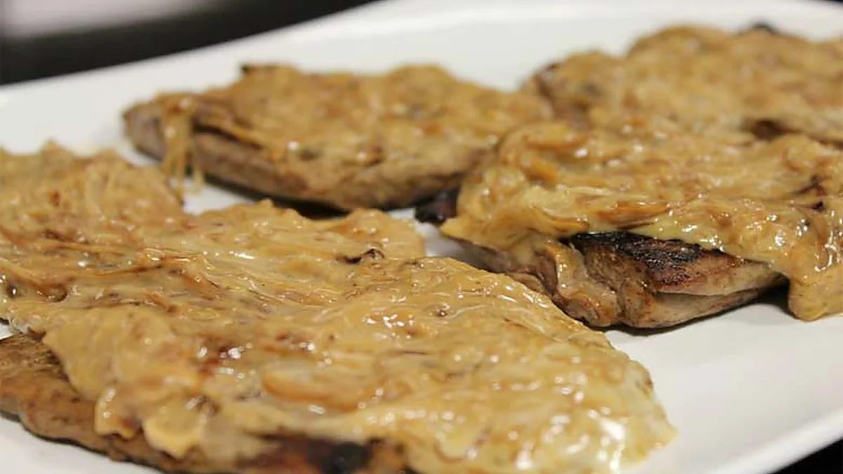 Bife Acebolado Cremoso