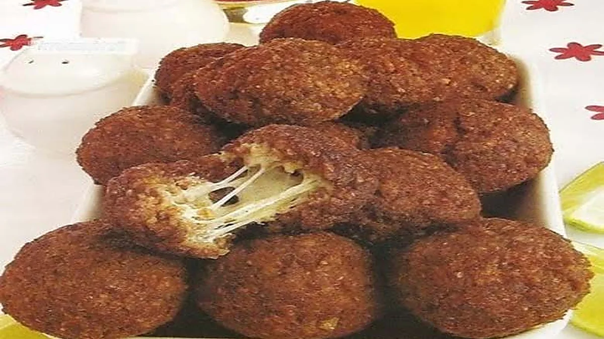 Bolinho De Carne Com Queijo