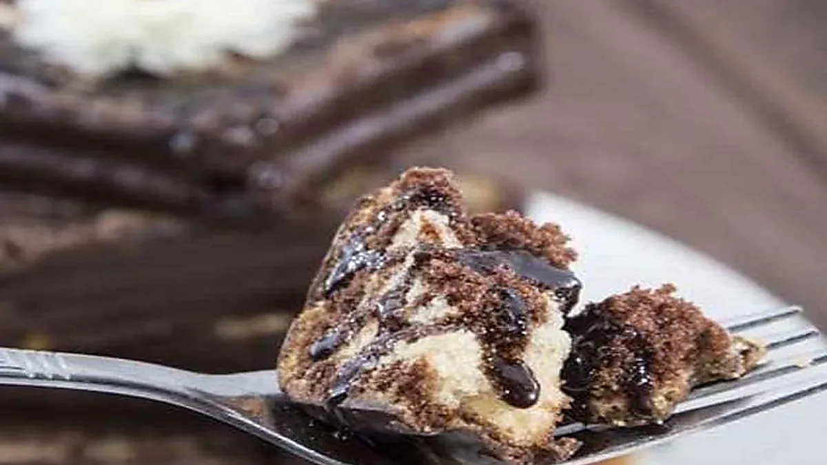 Bolo com Pedaços de Chocolate