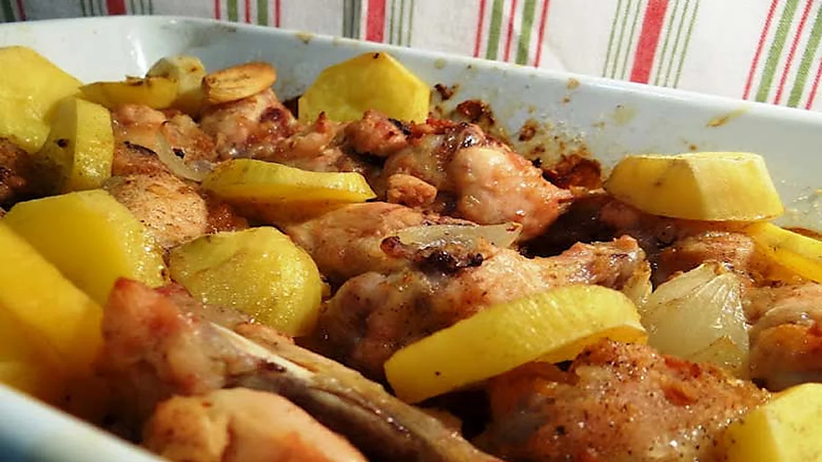 Coxa E Sobrecoxa De Frango Com Batata