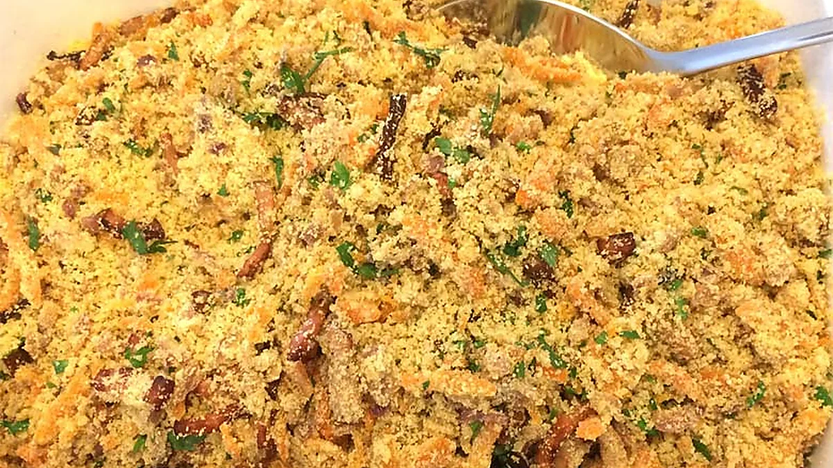 Farofa De Cenoura e Bacon