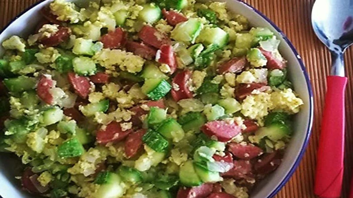 Mexidinho de Abobrinha com Calabresa