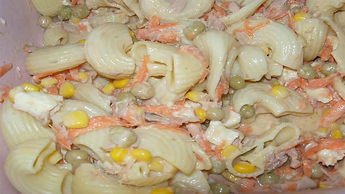 salada De Macarrão com Atum