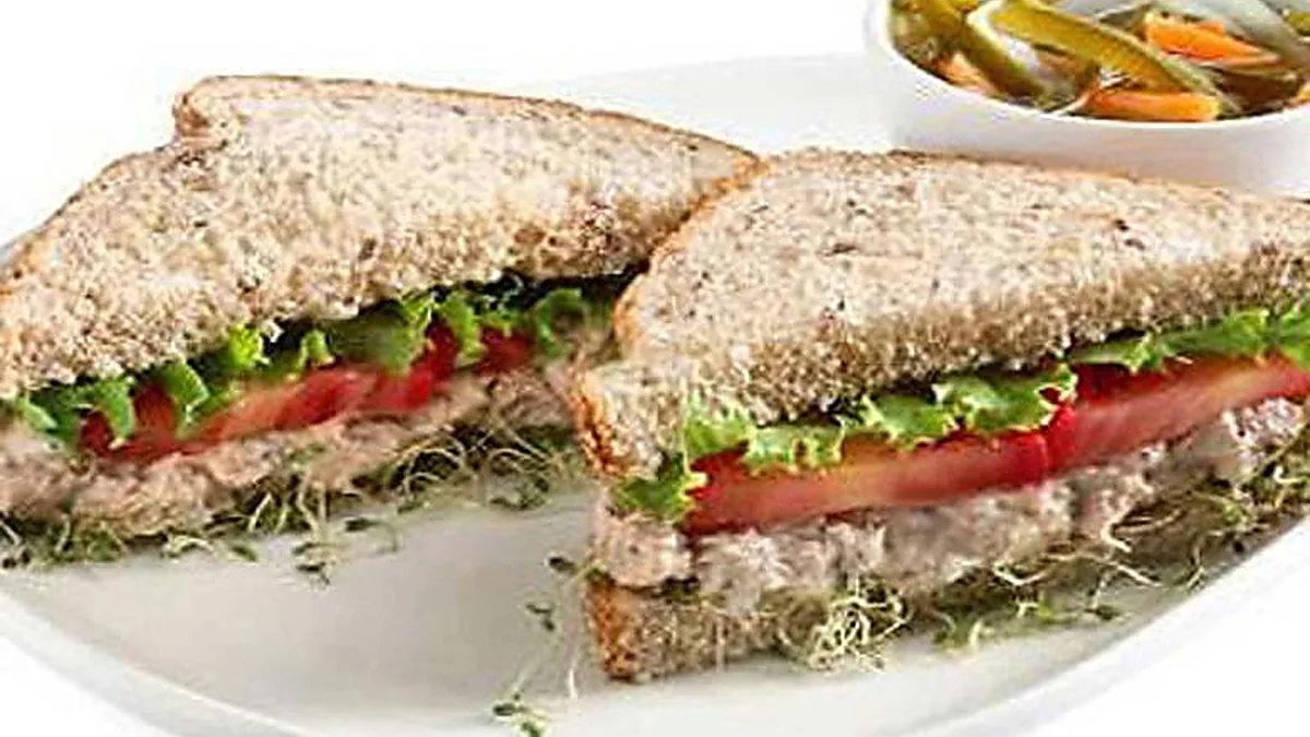 Sanduíche De Atum