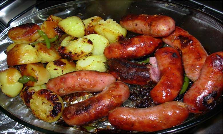 linguica-ao-forno-com-batatas-cozinha-simples