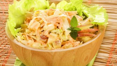 salada-de-maca-com-repolho-cozinha-simples