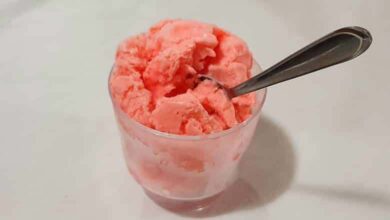 sorvete-de-morango-com-gelatina-cozinha-simples